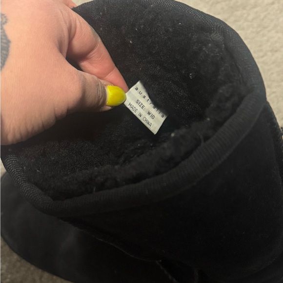 UGG Classic Black Boots - Picture 5 of 5